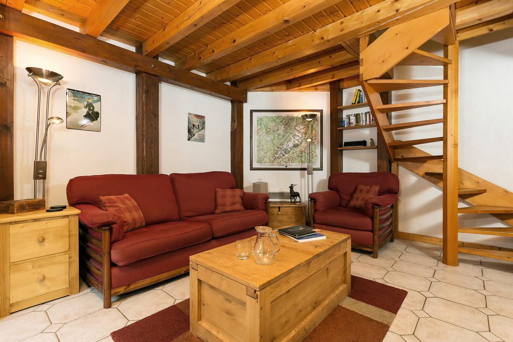 Apartment Vila 1 - Cosy Central Chamonix Loft Buitenkant foto